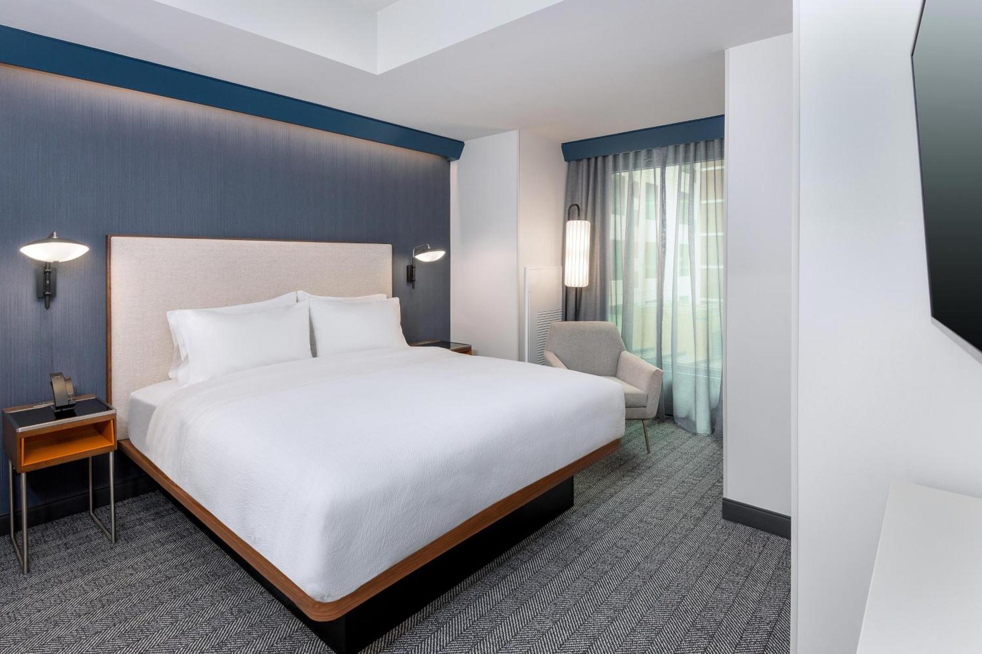 Courtyard By Marriott Atlanta Midtown Hotell Eksteriør bilde