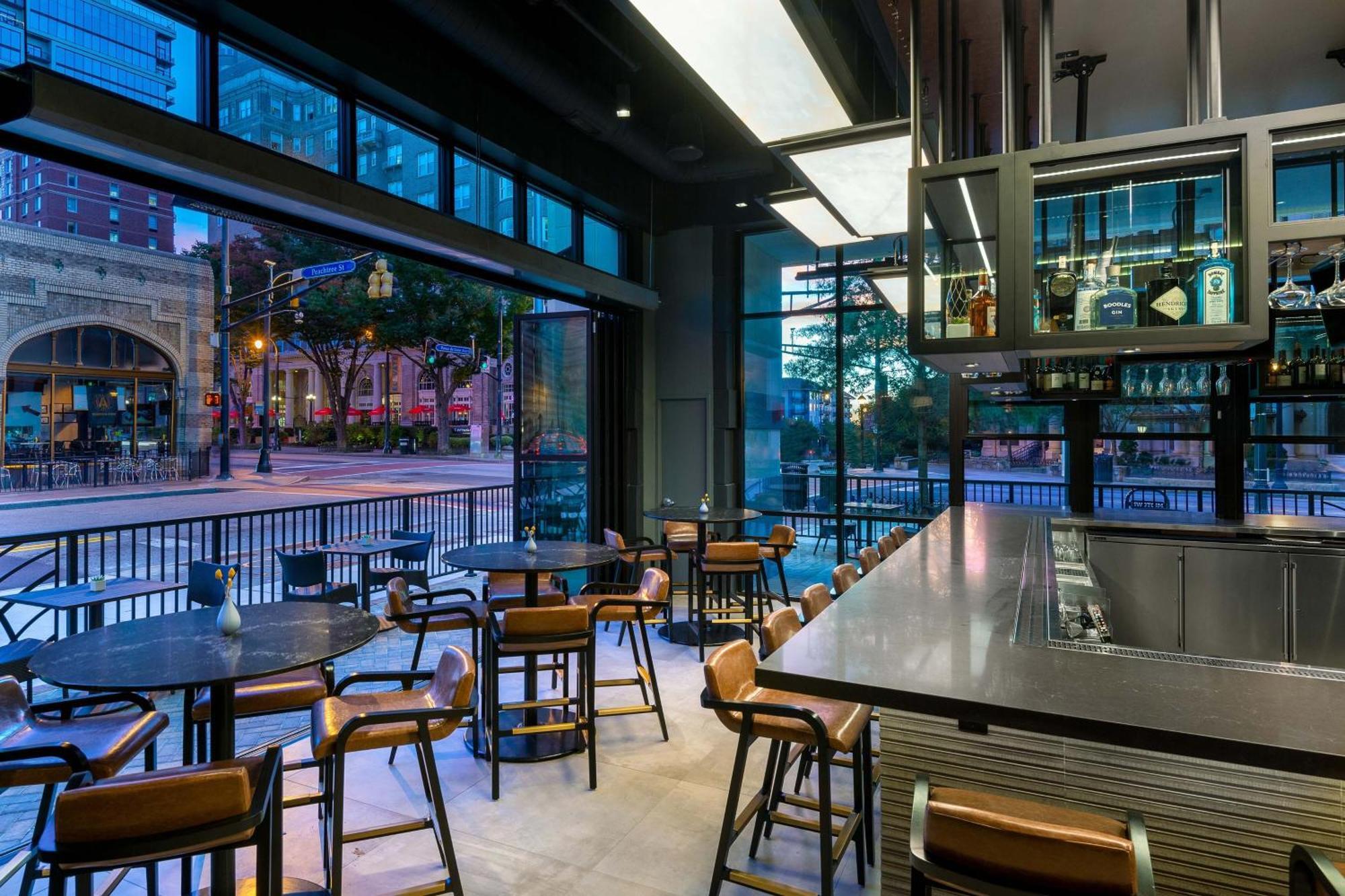 Courtyard By Marriott Atlanta Midtown Hotell Eksteriør bilde