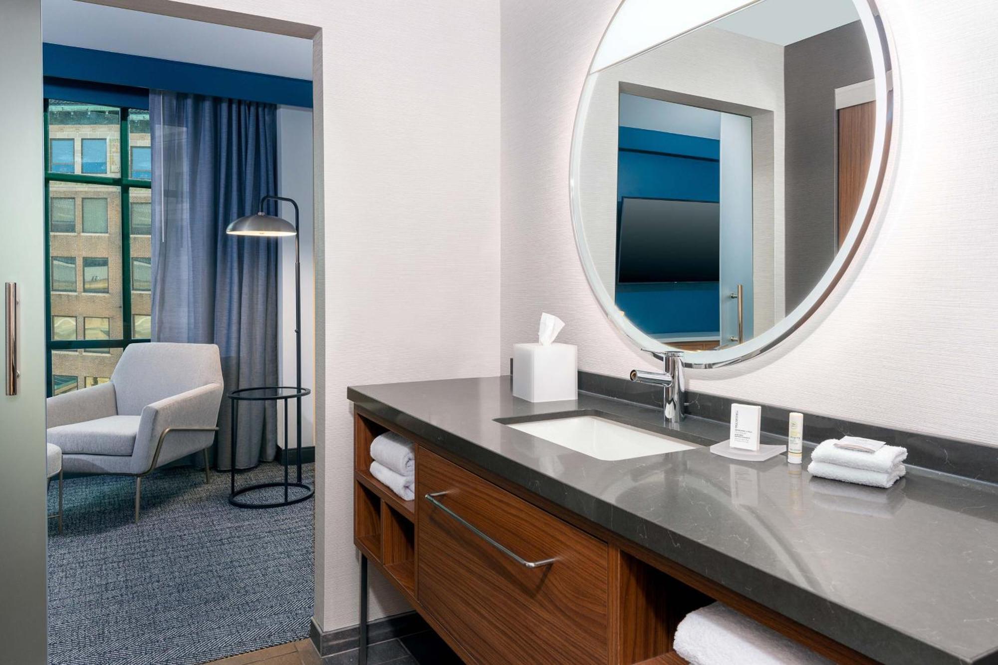 Courtyard By Marriott Atlanta Midtown Hotell Eksteriør bilde